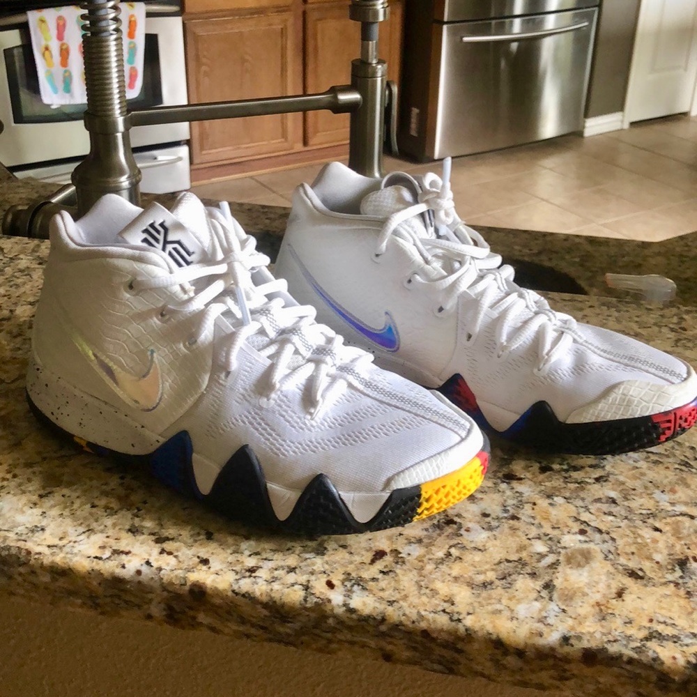 🔥 EUC Nike KYRIE 5 basketball shoes